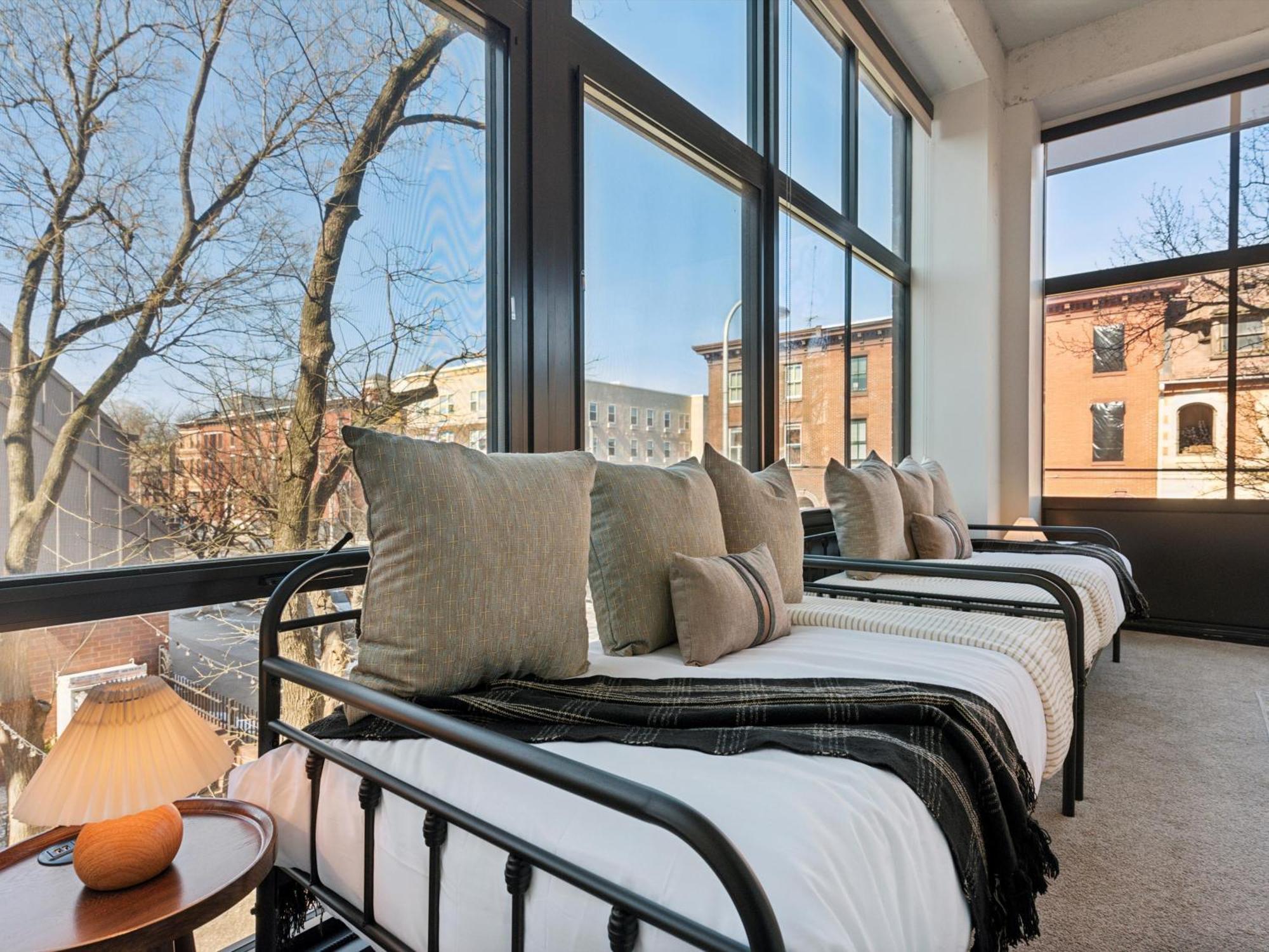 Large 3Br Apts & Studios, Free Parking, Gym, Game Room Philadelphia Eksteriør billede