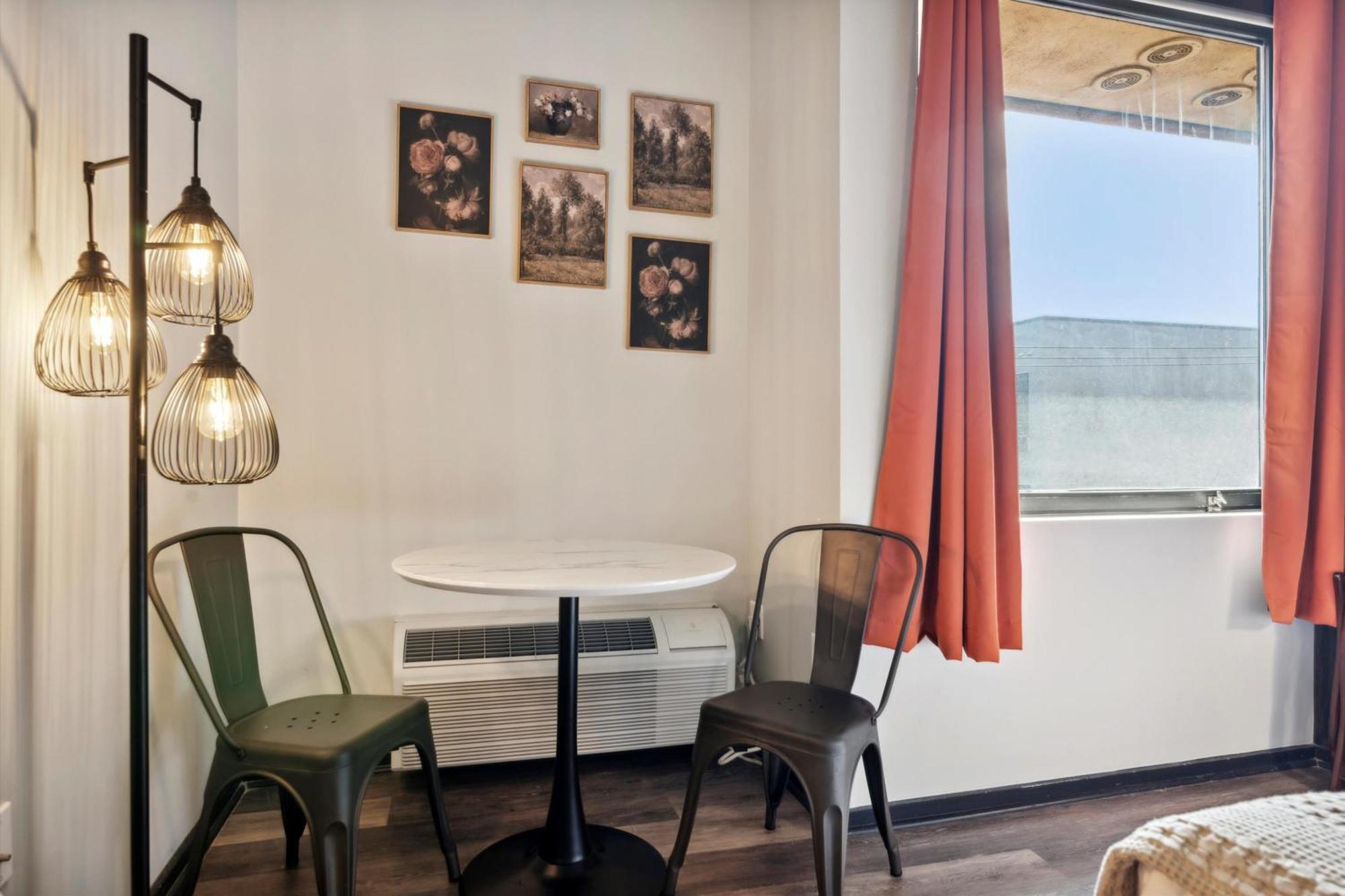 Large 3Br Apts & Studios, Free Parking, Gym, Game Room Philadelphia Eksteriør billede