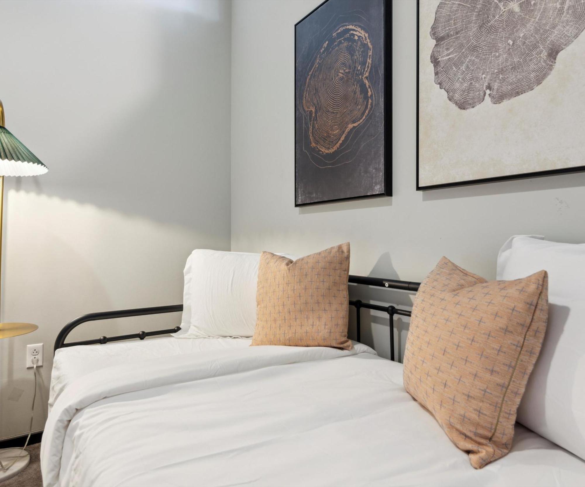 Large 3Br Apts & Studios, Free Parking, Gym, Game Room Philadelphia Værelse billede